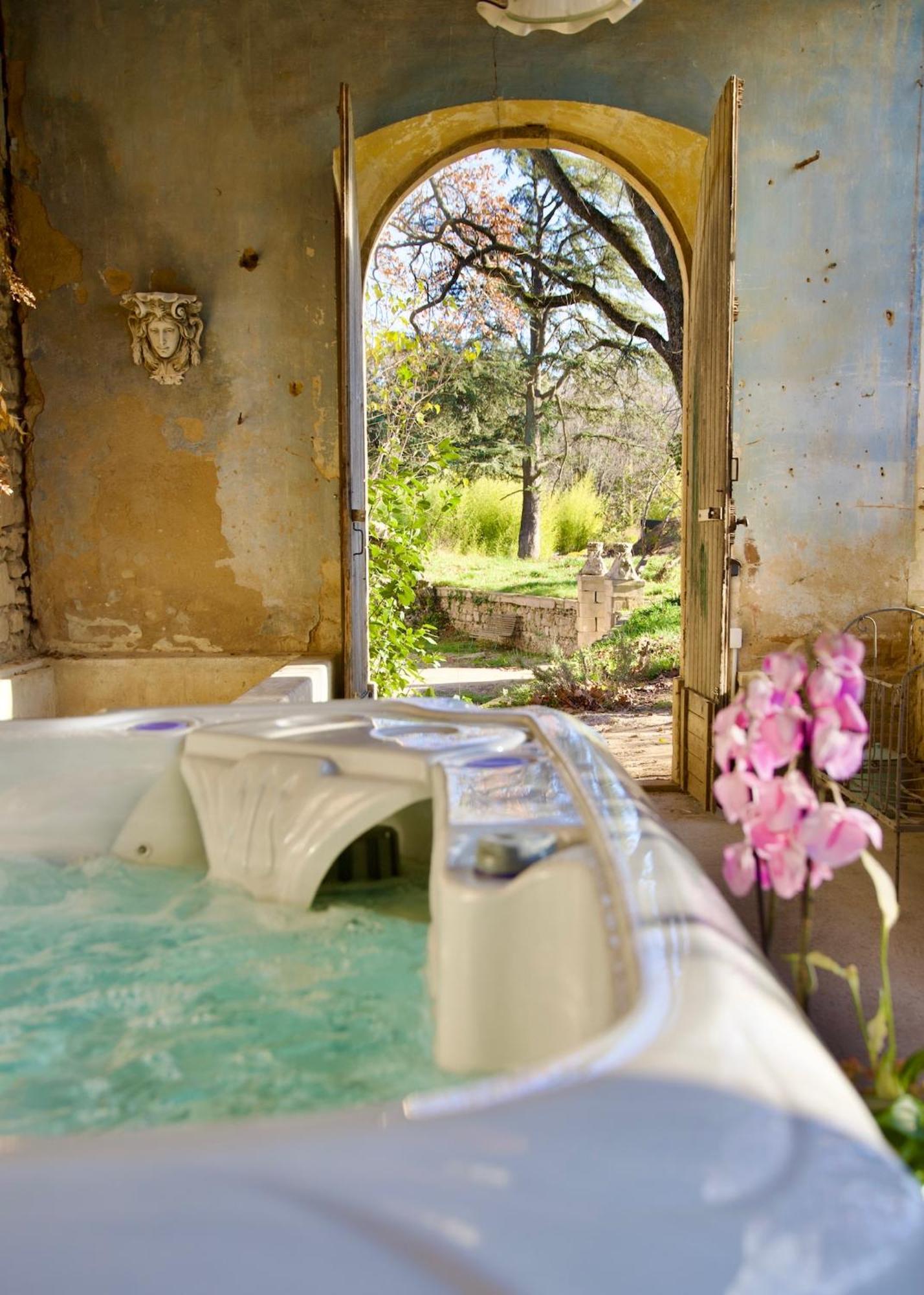 Chambres D'Hotes B&B - Chateau De Sienne Proche Avignon Orange Piscine Riviere Chusclan Eksteriør bilde
