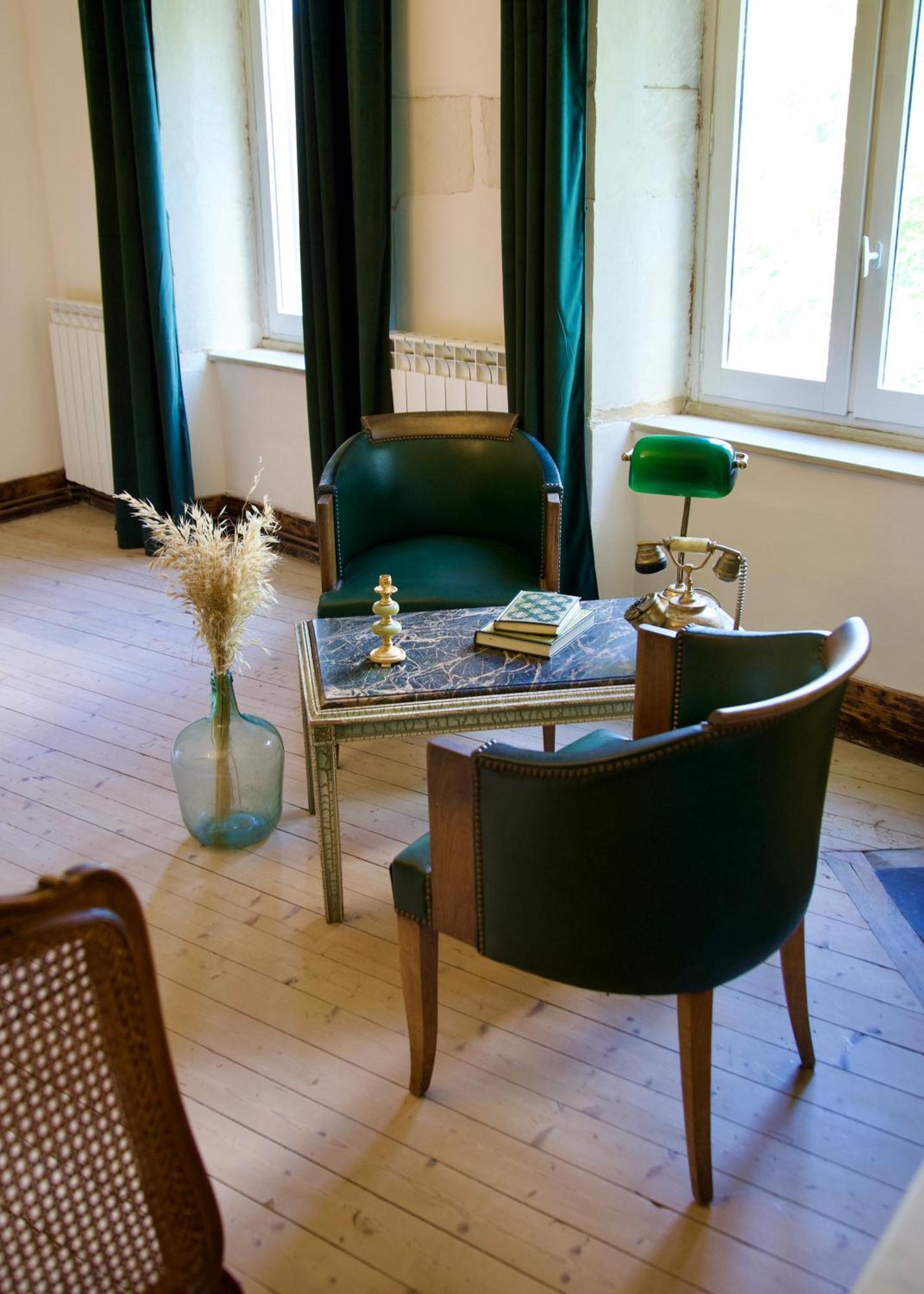 Chambres D'Hotes B&B - Chateau De Sienne Proche Avignon Orange Piscine Riviere Chusclan Eksteriør bilde