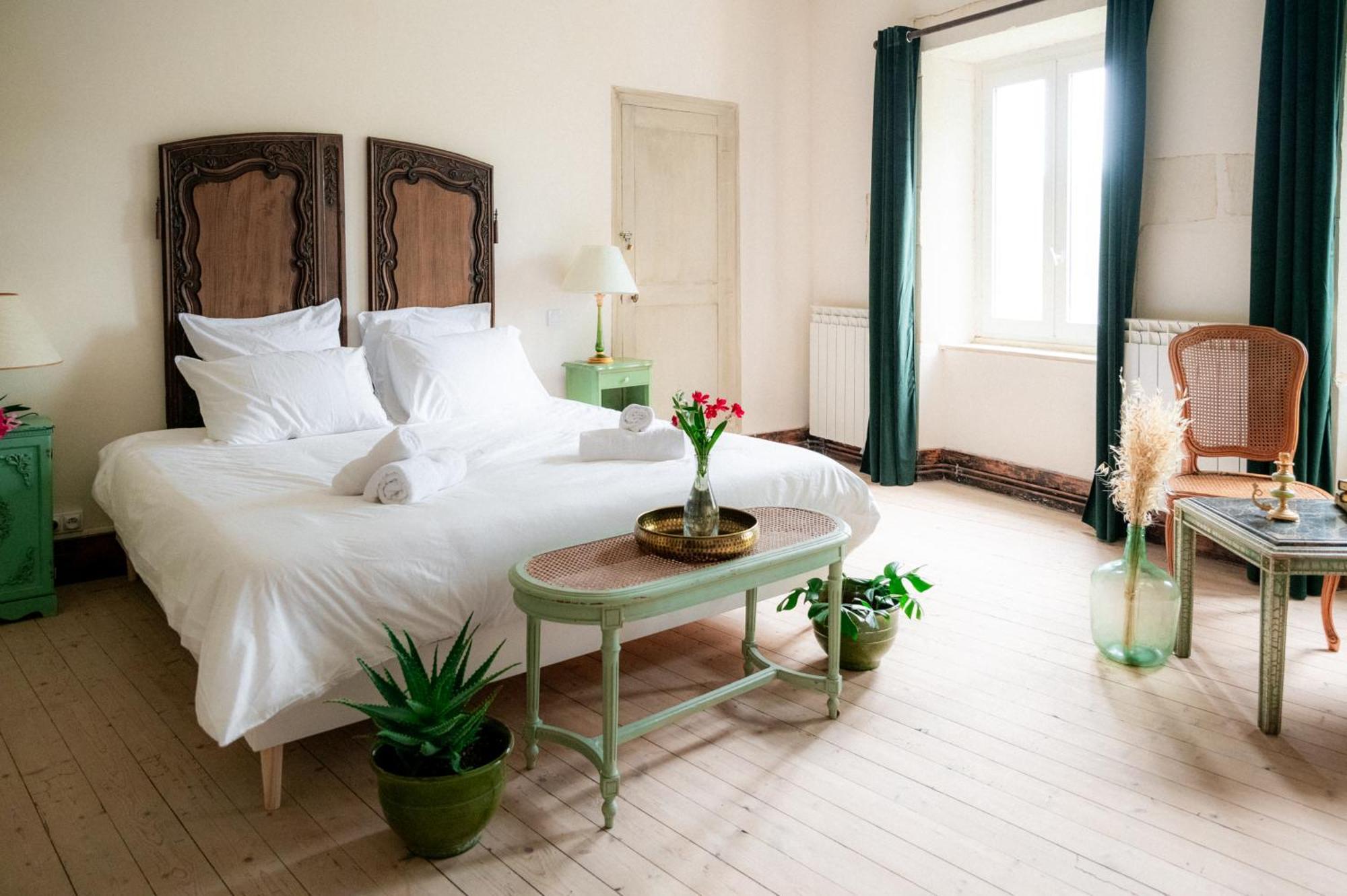 Chambres D'Hotes B&B - Chateau De Sienne Proche Avignon Orange Piscine Riviere Chusclan Eksteriør bilde