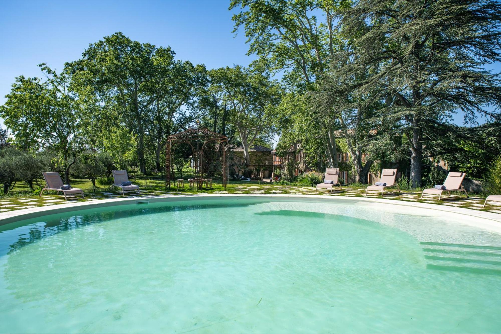 Chambres D'Hotes B&B - Chateau De Sienne Proche Avignon Orange Piscine Riviere Chusclan Eksteriør bilde